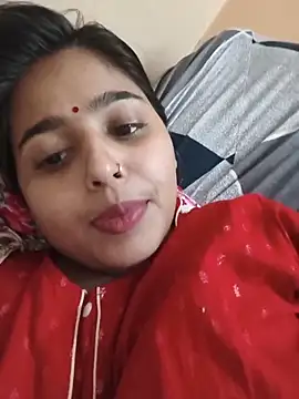 Snapshot of Sweet-Rani chatting on June 2026 06:01:02 PM Sweet-Rani online show from June 2026 06:01:02 PM