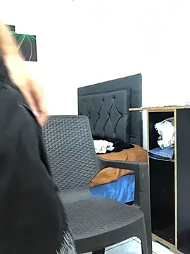 logannth online show from October 2025 07:53:01 AM