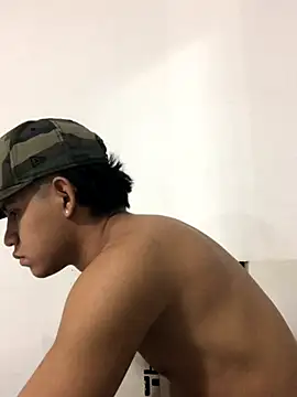 logannth online show from November 2025 03:05:01 AM