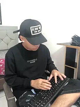 Snapshot of logannth chatting on March 2026 06:50:01 AM logannth online show from March 2026 06:50:01 AM