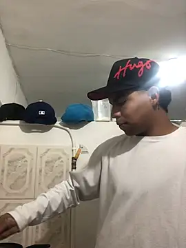 Snapshot of logannth chatting on March 2026 01:43:02 AM logannth online show from March 2026 01:43:02 AM