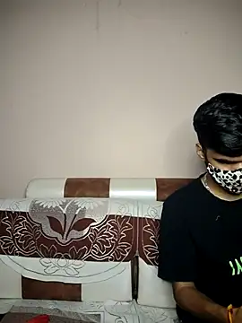 Snapshot of bigtitsqueen chatting on March 2026 06:08:01 AM bigtitsqueen online show from March 2026 06:08:01 AM