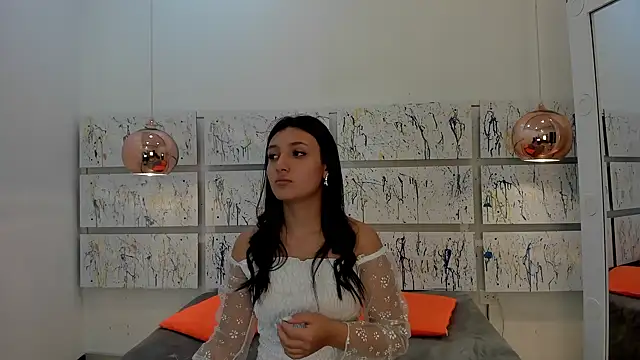Snapshot of Afrodita_Shalom chatting on December 2024 11:18:02 AM Afrodita Shalom online show from December 2024 11:18:02 AM