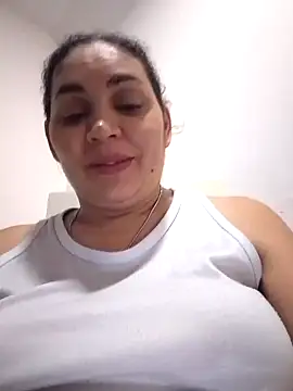 MirandaSoto online show from February 2025 01:03:02 PM