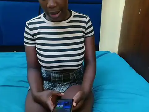 Snapshot of MilkyTitties chatting on February 2026 08:35:02 AM MilkyTitties online show from February 2026 08:35:02 AM