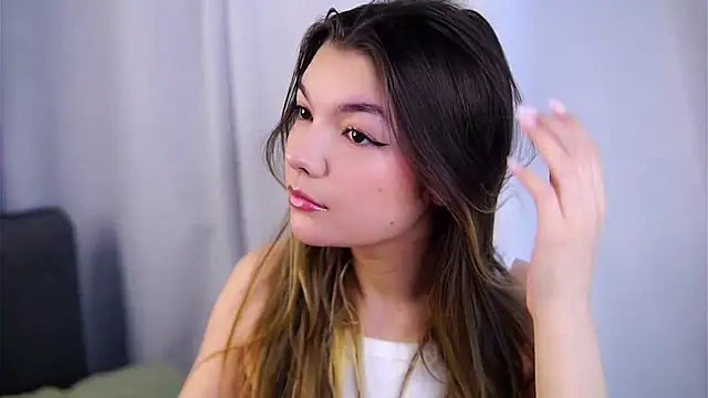 VeronaAppleberry online show from April 2026 01:36:01 AM