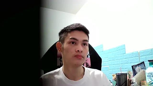 Snapshot of thisisbook_223 chatting on January 2025 04:15:01 PM thisisbook 223 online show from January 2025 04:15:01 PM