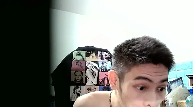 Snapshot of thisisbook_223 chatting on January 2025 01:25:02 PM thisisbook 223 online show from January 2025 01:25:02 PM