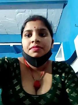 Snapshot of Nisha_Cute chatting on January 2025 03:44:01 PM Nisha Cute online show from January 2025 03:44:01 PM