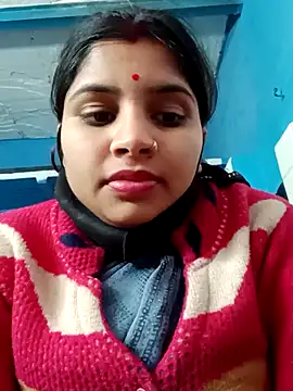 Snapshot of Nisha_Cute chatting on February 2025 03:27:01 AM Nisha Cute online show from February 2025 03:27:01 AM