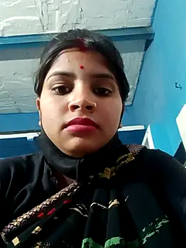 Snapshot of Nisha_Cute chatting on February 2025 09:43:02 AM Nisha Cute online show from February 2025 09:43:02 AM