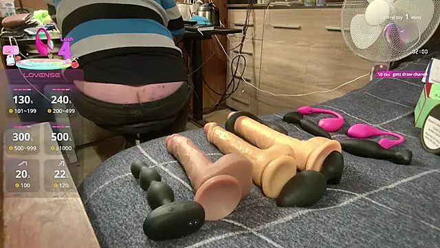 misteryman1956 online show from September 2025 03:50:02 PM