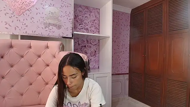 Snapshot of sheyla_sweet18 chatting on February 2025 10:26:02 AM sheyla sweet18 online show from February 2025 10:26:02 AM