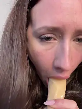 TheSexWitch online show from February 2025 11:00:02 AM