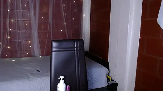 Snapshot of Priyalakshmi_ chatting on September 2025 11:48:01 AM Priyalakshmi online show from September 2025 11:48:01 AM