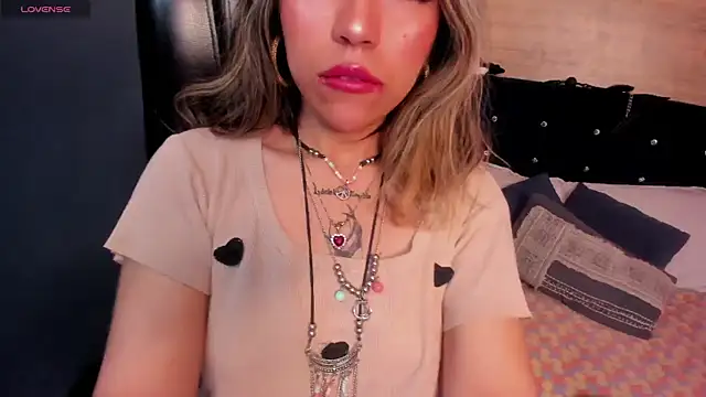 Snapshot of delilah_fix chatting on January 2025 04:41:01 AM delilah fix online show from January 2025 04:41:01 AM