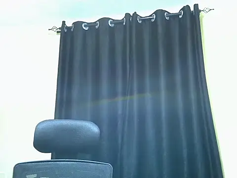 Snapshot of Horny-slut_ chatting on November 2025 07:48:02 PM Horny-slut online show from November 2025 07:48:02 PM