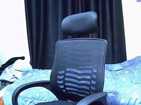 Horny-slut  online show from January 2026 03:54:01 AM