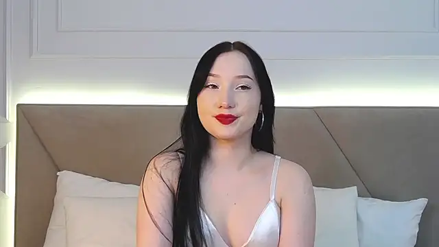 LeilaLow online show from March 2025 06:21:02 PM