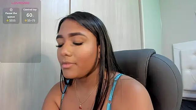 Snapshot of nicole__parker1 chatting on March 2026 01:17:02 PM nicole parker1 online show from March 2026 01:17:02 PM