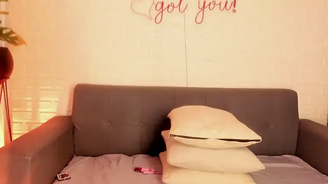 karina gomez 18 online show from December 2025 11:27:02 AM