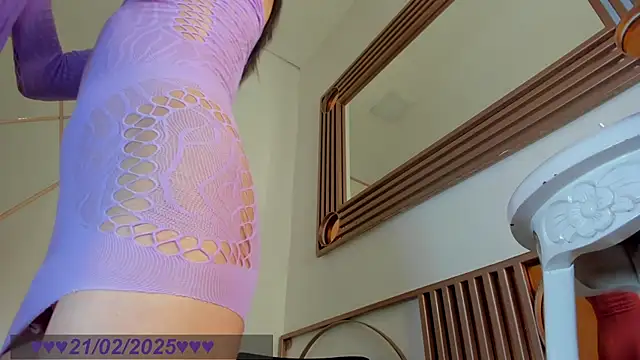 Bylie Hills online show from February 2025 09:22:01 PM