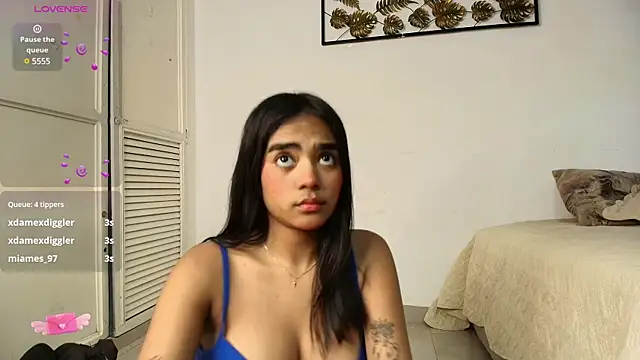 Snapshot of julieta_aguilar1 chatting on January 2025 07:20:02 PM julieta aguilar1 online show from January 2025 07:20:02 PM