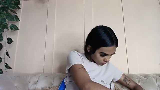 julieta aguilar1 online show from May 2026 07:11:01 PM
