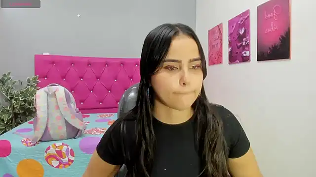 Snapshot of Helen_russo chatting on November 2025 05:51:02 PM Helen russo online show from November 2025 05:51:02 PM