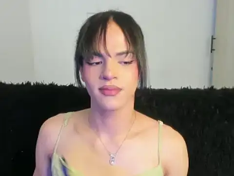 Snapshot of kerly_monroe chatting on October 2025 07:03:02 PM kerly monroe online show from October 2025 07:03:02 PM