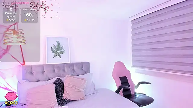 Nami sunny online show from October 2025 07:01:01 PM