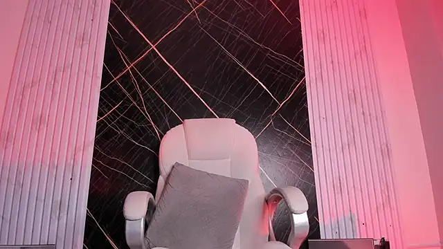 amber  blair online show from January 2025 08:36:01 AM