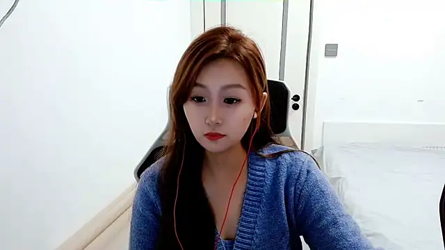 Snapshot of zhenzhen999 chatting on October 2025 09:39:01 AM zhenzhen999 online show from October 2025 09:39:01 AM