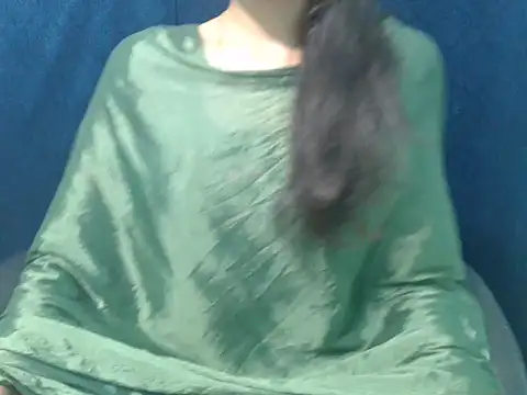 Yashi online show from October 2025 01:46:02 PM