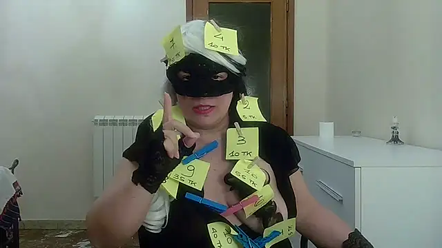 Snapshot of Ninalapiccolina chatting on March 2025 09:10:02 PM Ninalapiccolina online show from March 2025 09:10:02 PM