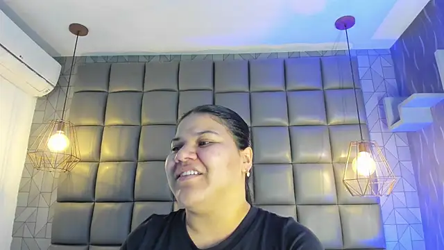 mile uribe online show from September 2025 03:30:02 AM