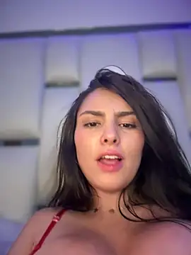 Maddy Rouse  online show from January 2025 04:04:01 AM