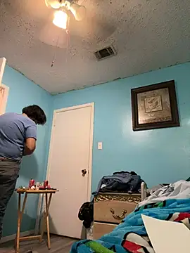 yomanfriend online show from December 2024 11:08:02 PM