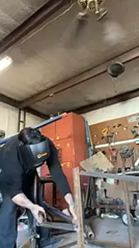 yomanfriend online show from December 2024 09:33:01 PM