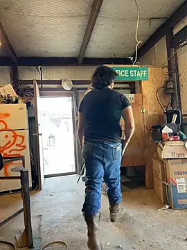 yomanfriend online show from January 2025 08:37:02 PM