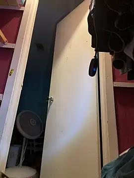 yomanfriend online show from February 2025 06:56:01 AM