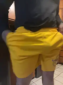 yomanfriend online show from March 2025 04:45:02 AM