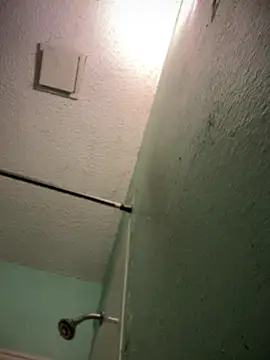 yomanfriend online show from September 2025 01:51:02 AM