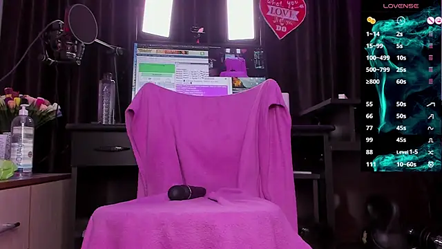 Raissa sky26 online show from December 2024 05:42:01 AM