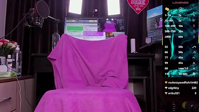 Raissa sky26 online show from March 2025 10:07:02 AM