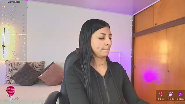  gaby2 online show from October 2025 12:24:02 PM