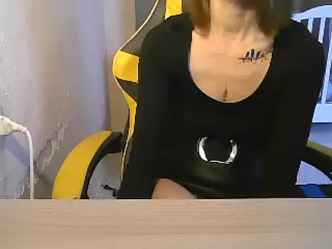 Snapshot of Feli_blue chatting on February 2025 09:00:01 AM Feli blue online show from February 2025 09:00:01 AM