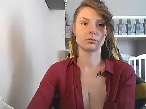 Snapshot of Feli_blue chatting on March 2025 09:05:02 AM Feli blue online show from March 2025 09:05:02 AM