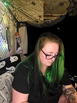 Bunny Cummings online show from October 2025 09:26:02 PM