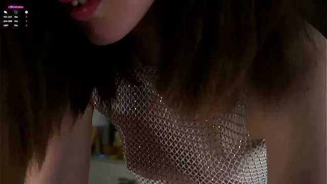 Snapshot of DarylBarks chatting on January 2025 04:05:01 AM DarylBarks online show from January 2025 04:05:01 AM